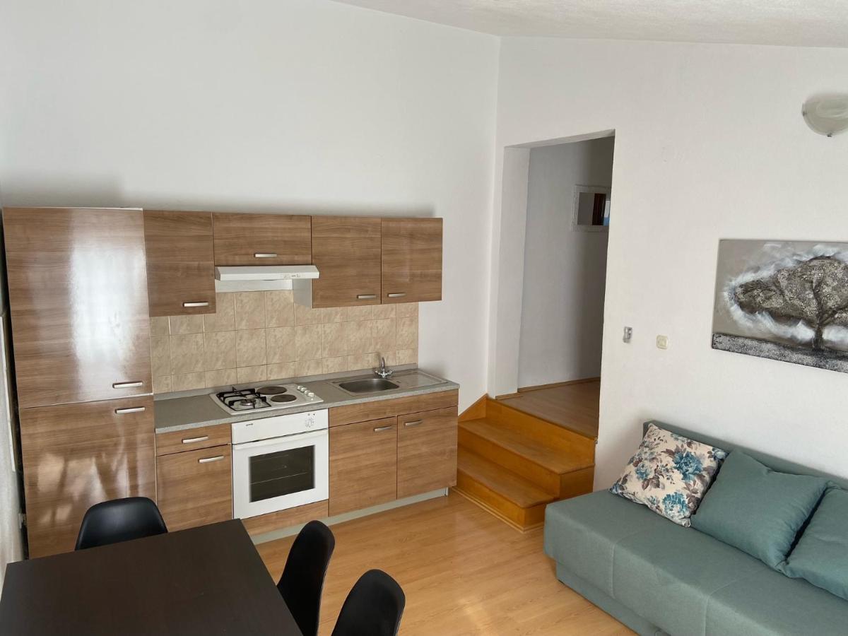 Apartman Polegubic Біоград-на-Мору Екстер'єр фото