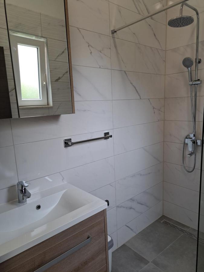 Apartman Polegubic Біоград-на-Мору Екстер'єр фото
